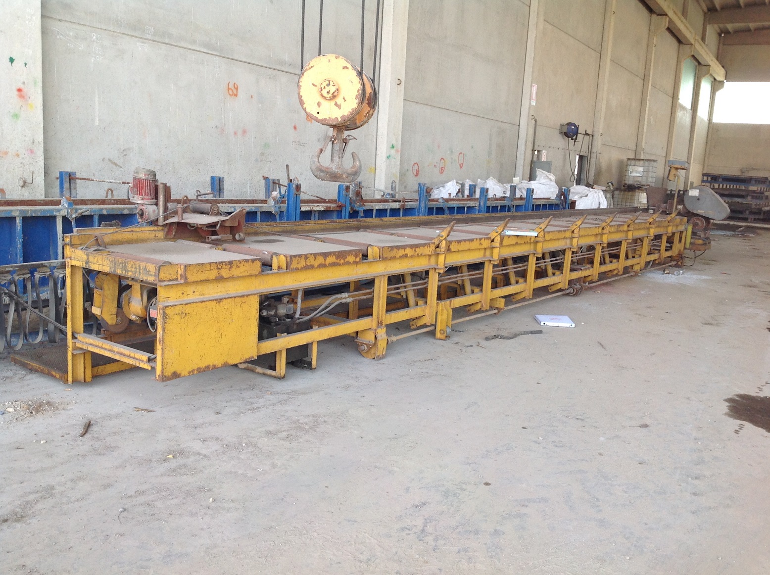 REBAR CUTTER WITH AUTOMATIC BENCH OSCAM